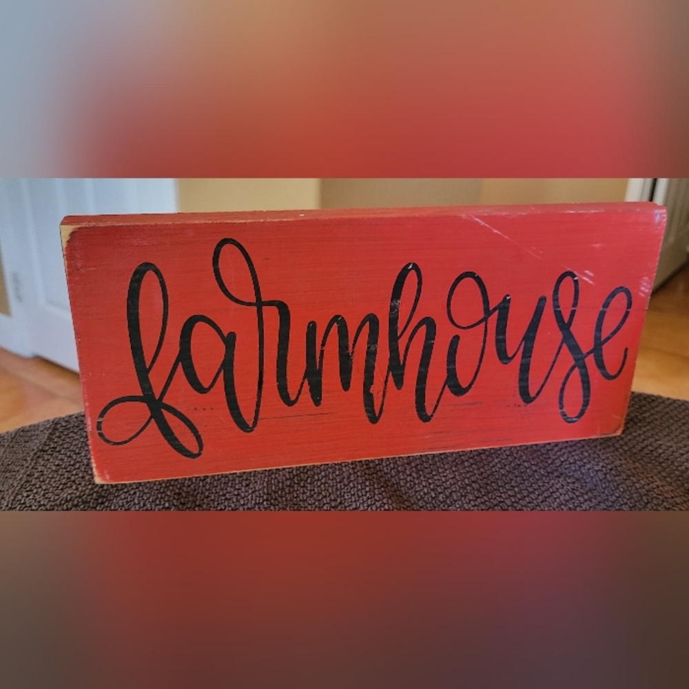 Red Wood Distressed Vintage Farmhouse Sign